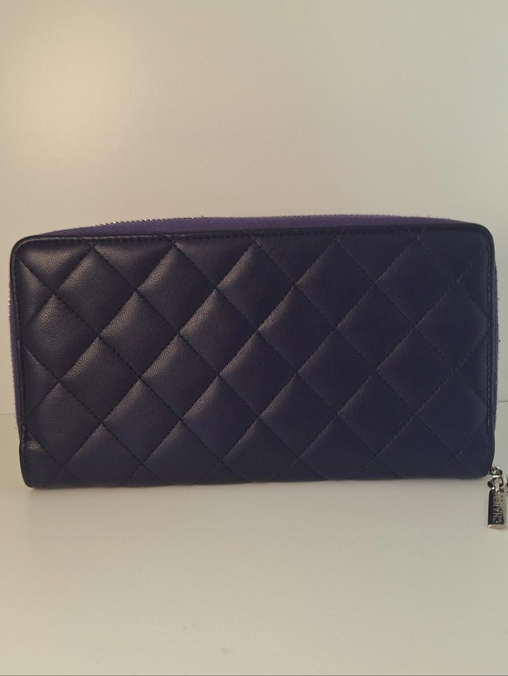 Chanel Purple Quilted Leather Zip Around Wallet EUC - Picture 2 of 7